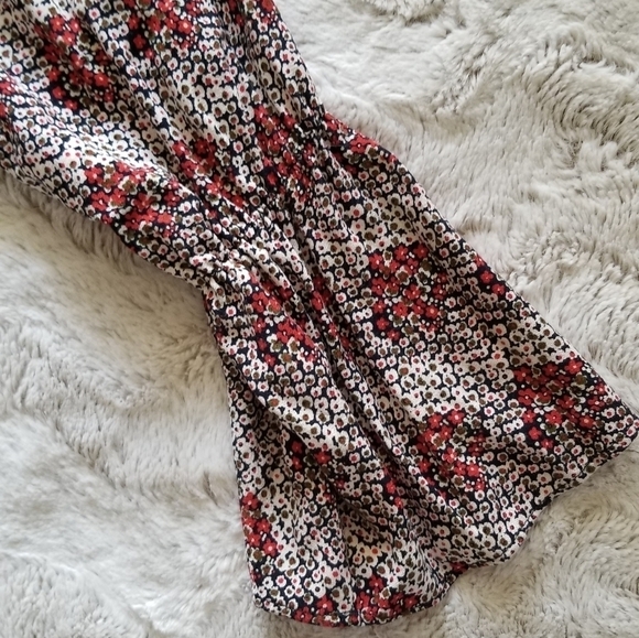 Zara Trafaluc Red Floral Romper Bell Sleeve - Picture 3 of 8